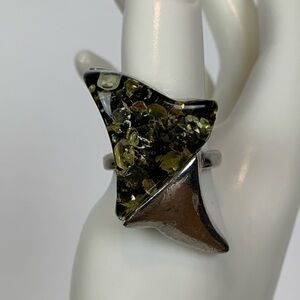 Green Yellow Amber Ring 18KGP Size 8.5 Vintage Abstract Design Bold Dramatic